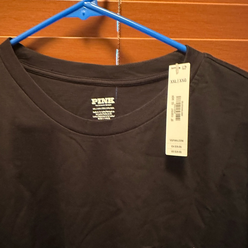 Victoria Secret -PINK- Black T-Shirt with Pocket- NWT 🩷 - Picture 4 of 8